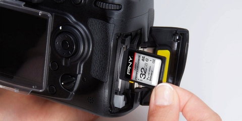 Lỗi máy ảnh không nhận thẻ nhớ xử lý thế nào? Đơn vị sửa chữa và vệ sinh máy ảnh uy tín