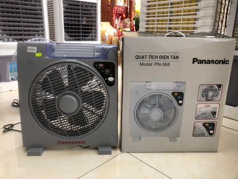 Quạt tích điện Panasonic 2 bình PN568