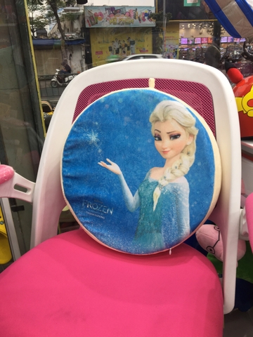Gối tựa lưng tròn công chúa Elsa