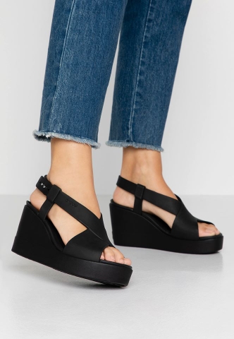 Giày Sandal nữ đế xuồng Brooklyn màu đen 7 phân