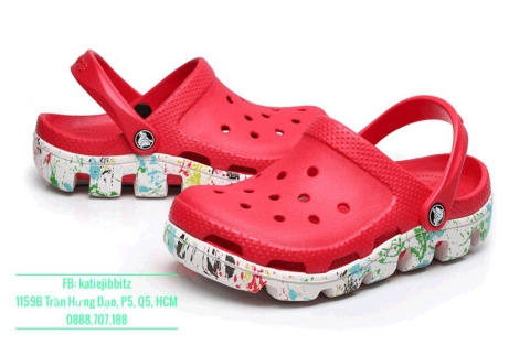 Dép cá sấu Crocs Duet Sport màu Đỏ đế sơn