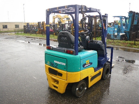 Xe nâng điện Komatsu cũ