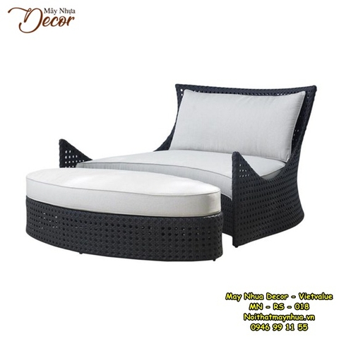 Bàn ghế mây nhựa Resort 018