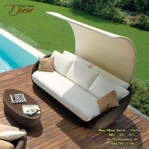 Bàn ghế mây nhựa Resort 011