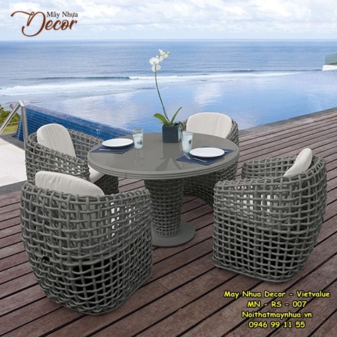 Bàn ghế mây nhựa Resort 007