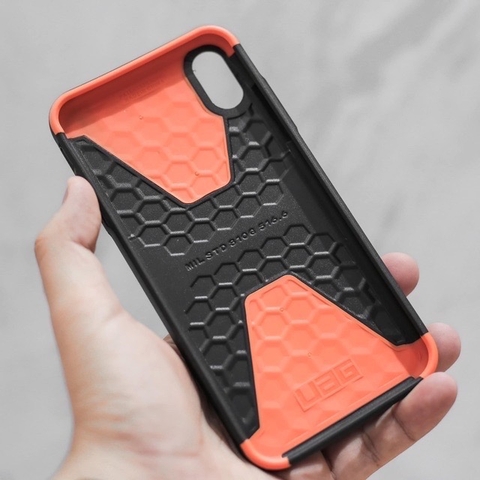 Case UAG CIVILIAN dành cho iPhone