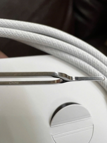 Cáp c to c bọc dù kèm que chọt sim chính hãng Apple