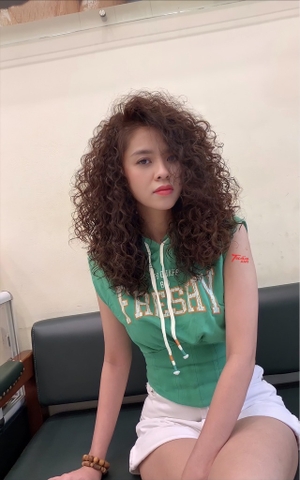Uốn hippie và nhuộm