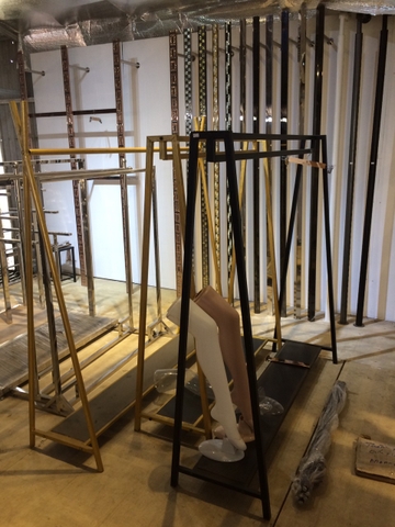 Kệ Chữ A Vuông Dài 1,2m Đen, Trắng, Vàng