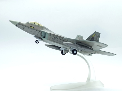 Mô hình máy bay F22 tỷ lệ 1/100