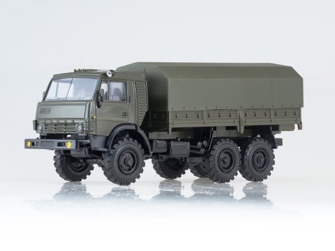 Mô hình xe Kamaz 43101-028 (Đặt trước)