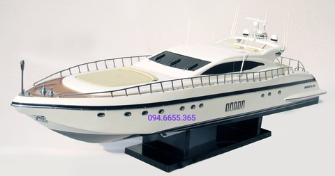 Mô hình Du thuyền Mangusta 108 (Đặt trước)