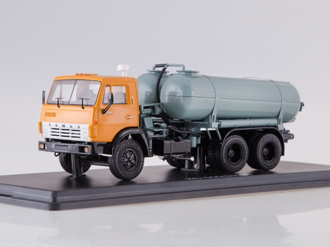 Mô hình xe KAMAZ 53213 KO505 (Đặt trước)