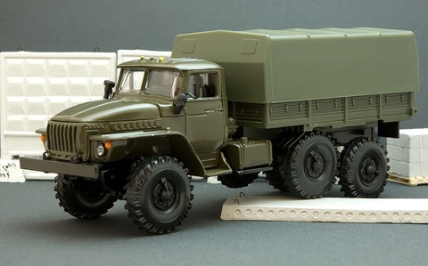 Ural 4320