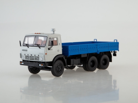 Mô hình xe Kamaz 5320 (Đặt trước)