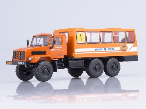Mô hình xe Nga URAL-4322 (1991)