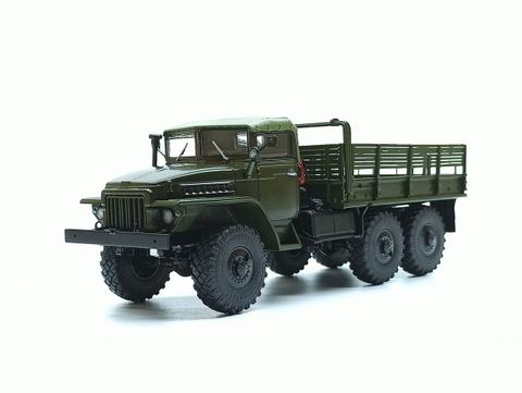 Mô hình xe Ural 375D