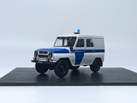 Mô hình xe Uaz 469 (Cảnh sát Liên xô)