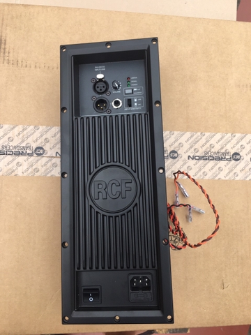 Bo mạch chính hãng