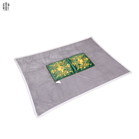 QUEEN BEE LUXURY BLANKET (115x160CM)