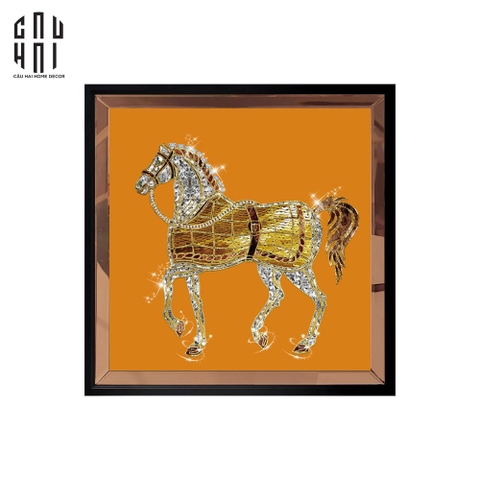 TRANH CANVAS TREO TƯỜNG SHINING H CHEVAL BLING BLING 94X94 CM - KHUNG GỖ VIỀN KÍNH