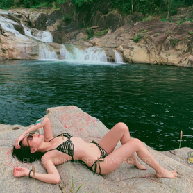 #330 Feedback mẫu bikini hai mảnh của chị @Ngo Thuy Ha