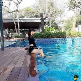 #332 Feedback mẫu hai mảnh tay dài lưới của chị @Virgo