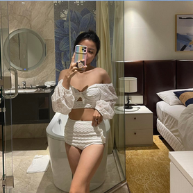 #510 Feedback mẫu hai mảnh tay dài trắng của chị @Mỹ Nghi