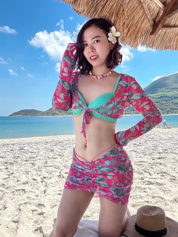 #590 Feedback mẫu Bikini 3 món đi biển+ set bikini cạp thấp xanh mint của chị @Ly Tran