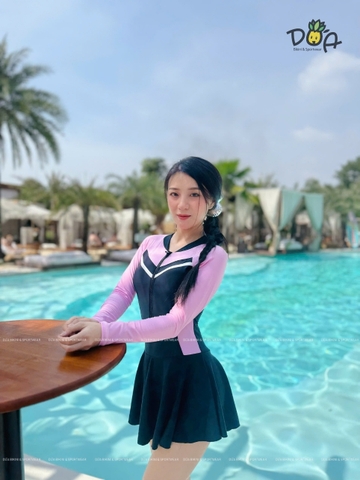 Berry Shine | Đồ bơi liền nữ hai mảnh tay dài váy phối màu hồng ngọt ngào | DỨA BIKINI &SPORTWEAR