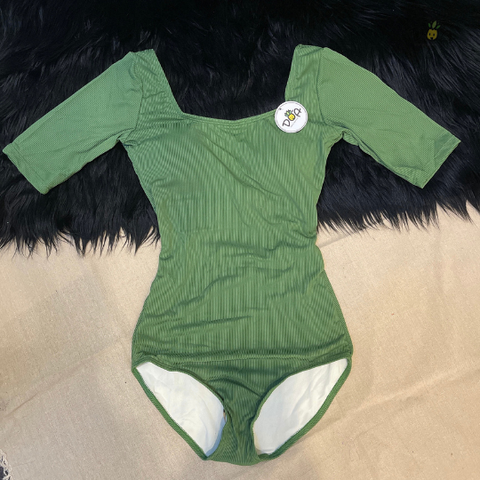 Đồ bơi nữ liền thân dáng tay ngắn kín đáo màu đen và rêu | DỨA BIKINI & SPORTWEAR