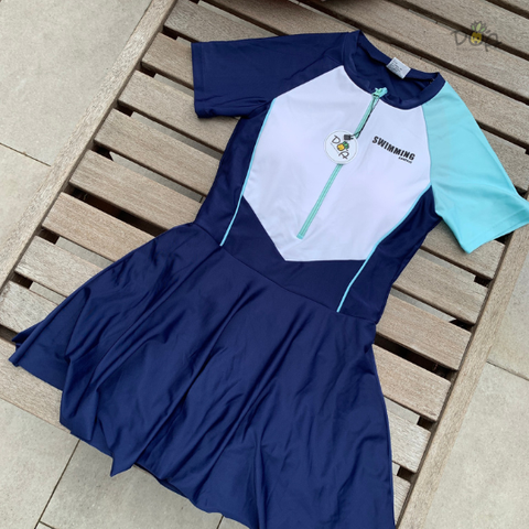 Đồ bơi nữ liền thân dáng váy tay ngắn swimming phối màu trắng xanh| DỨA BIKINI & SPORTWEAR