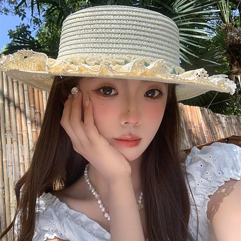 Mũ Cói Viền Hoa Ren Tiểu Thư