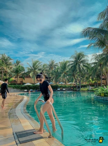 Đồ bơi nữ liền thân tay ngắn | DỨA BIKINI & SPORTWEAR