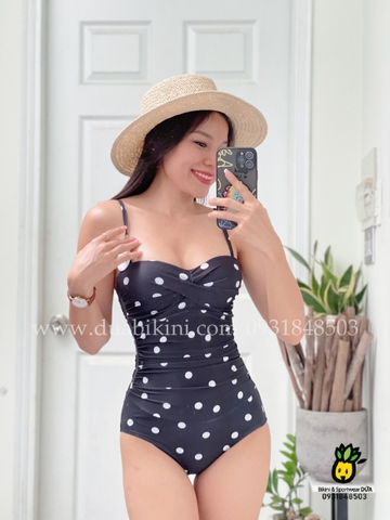 Bikini liền chấm bi