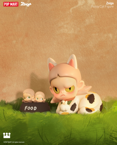 Zsiga Fussy Cat Figure