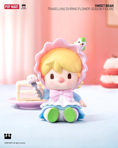 Sweet Bean Travelling During Flower Season Figure