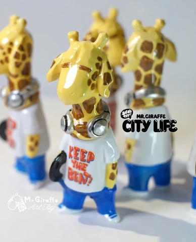 Mr.Giraffe - City Life