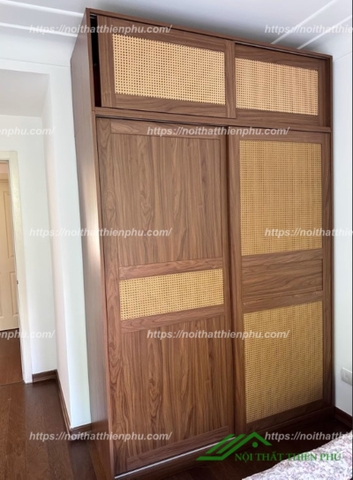 Tủ áo cửa lùa điểm cánh mây nổi bật - QA 96