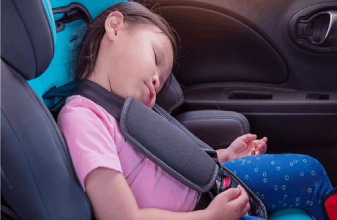 Những kỹ năng cơ bản thoát hiểm cần thiết khi bé bỉ quên trên ô tô.