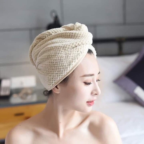 Có Nên Dùng Khăn Gội Đầu Siêu Thấm Hút Thay Khăn Cotton Truyền Thống?