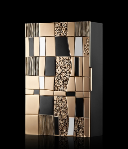 Kilian Woman In Gold With Clutch