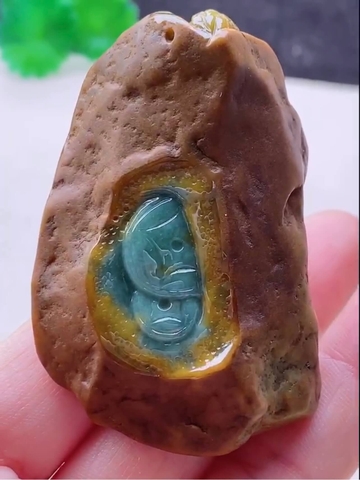 Mặt rồng nguyên thạch chạm ngọc phỉ thuý tự nhiên ( Jadeite A) NT1219