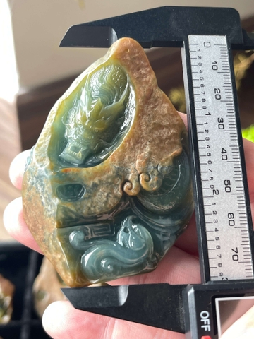 Mặt rồng nguyên thạch chạm ngọc phỉ thuý tự nhiên ( Jadeite A) NT1220