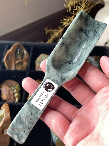 NT1227 Cung nhãn trà ngọc phỉ thuý tự nhiên ( Jadeite A)