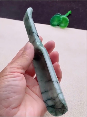 NT1228 Cung nhãn trà ngọc phỉ thuý tự nhiên ( Jadeite A)