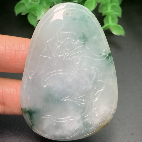 NGỌC PHỈ THÚY PHONG CẢNH -NT0149