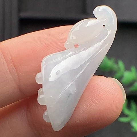 ĐÀI SEN NGỌC PHỈ THÚY Ngọc phỉ thúy tự nhiên Jadeite A - NT560