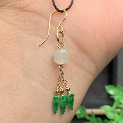 KHUYÊN TAI NGỌC XANH Ngọc phỉ thúy tự nhiên Jadeite A -NT574