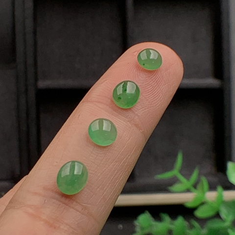 LÔ MẶT NHẪN NGỌC XANH TÁO -NT600